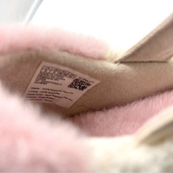 Tom’s pink furry Sofia slip on shoes. Size 8 - Picture 6 of 6
